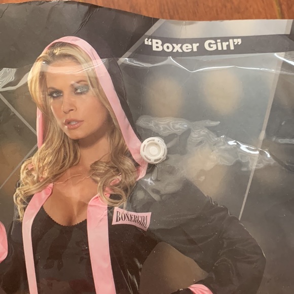 ✨BOXER GIRL 5 PIECE COSTUME SIZE L - Picture 5 of 5